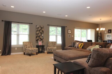 4205 Wedgewood Dr, Cedar Falls, IA 50613 - photo 5