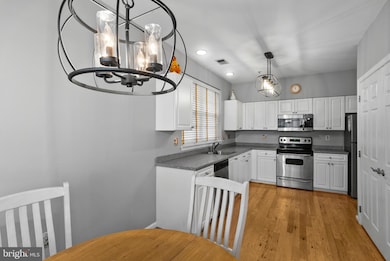 2421 Lizbec Ct unit 11C, Crofton, MD 21114 - photo 5