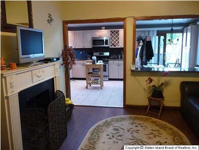 34 Church Ave, Staten Island, NY 10314 - photo 4
