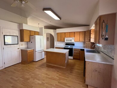 33 N 100 E, Ivins, UT 84738 - photo 6