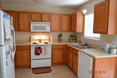 KITCHEN PIC2