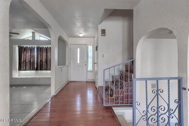 695 Lomaland Dr, El Paso, TX 79907 - photo 5