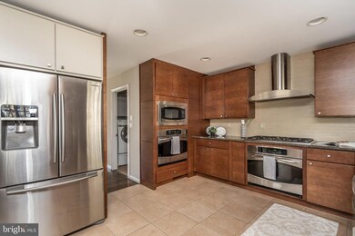 7066 Garden Walk, Columbia, MD 21044 - photo 7