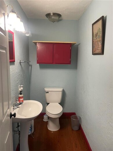 127 Great East Ln, Brookfield, NH 03872 - photo 6