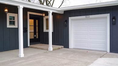 103 E Berkshire Ln, Mount Prospect, IL 60056 - photo 3