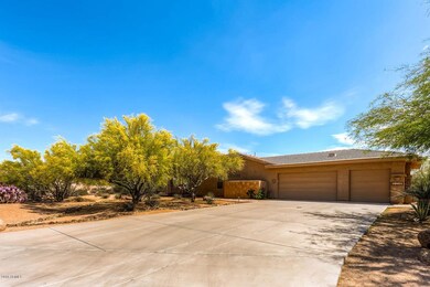 5866 E WILDCAT DR Cave Creek-large-027-1