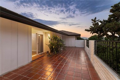 1560 Via Tioga, Riverside, CA 92506 - photo 6