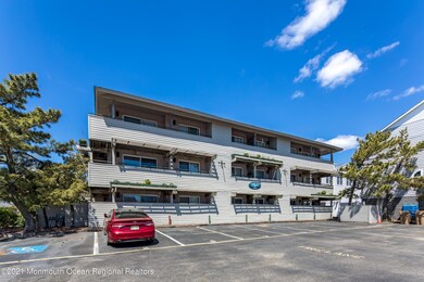 2108 Central Ave-1