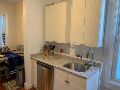 46 Lee Ave unit 1, Newport, RI 02840 - photo 6