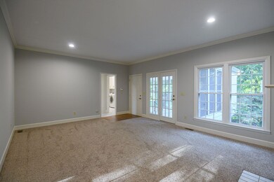 221 Megan Cir, Shelbyville, TN 37160 - photo 6