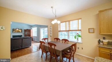 11009 Grassy Knoll Terrace, Germantown, MD 20876 - photo 6
