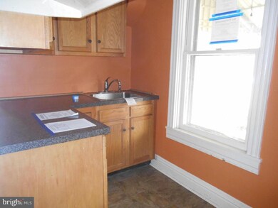 331 Laurel St, Lancaster, PA 17603 - photo 3