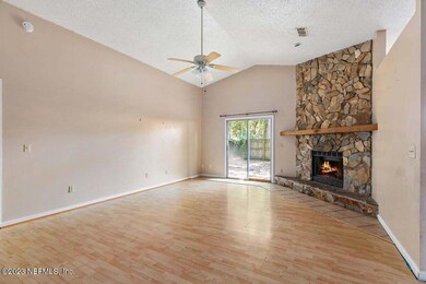 Living Room(1)