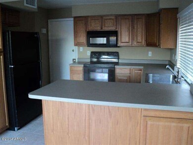 DSC02382 (Small)