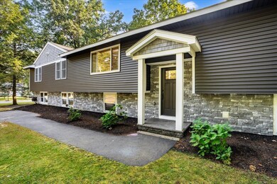 31 Burt St, Merrimack, NH 03054 - photo 2