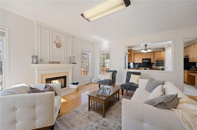 63 Castle Rocks Rd, Warwick, RI 02886 - photo 3