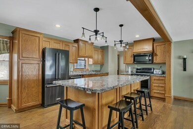 24 Summit Ave S, Sauk Rapids, MN 56379 - photo 2