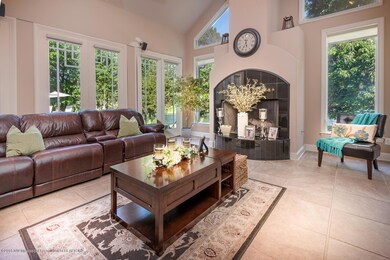 HEARTH ROOM