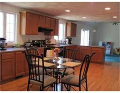 64 Andover Rd, Billerica, MA 01821 - photo 2