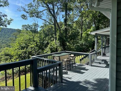 578 Otter Creek Dr, Gerrardstown, WV 25420 - photo 6