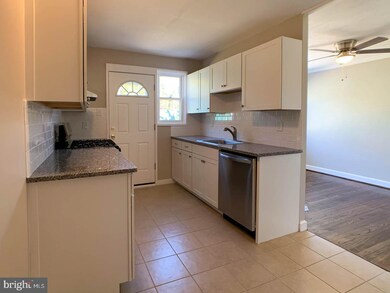 1567 Parklane Rd, Swarthmore, PA 19081 - photo 4