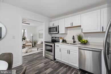 16 Contact Ct, Middle River, MD 21220 - photo 6