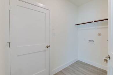 6534 Radcliffe St, Houston, TX 77091 - photo 5