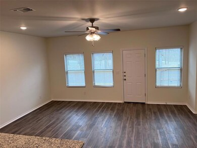 900 S 6th St unit 1, Bonham, TX 75418 - photo 6