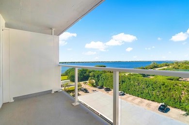 The Patrician unit 625, Palm Beach, FL 33480 - photo 5