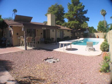 Back yard and pool, northern exposure