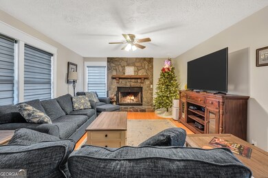 1392 Luella Rd, Locust Grove, GA 30248 - photo 4