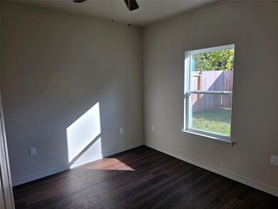 9910 Dipping Brook St, Houston, TX 77076 - photo 7