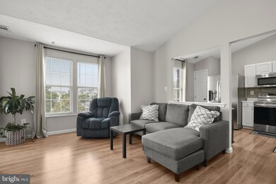 689 Winding Stream Way unit U301, Odenton, MD 21113 - photo 7