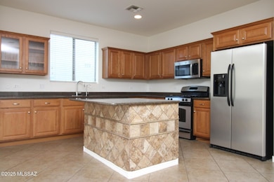 11879 W Byron Wolfe Dr, Marana, AZ 85653 - photo 3