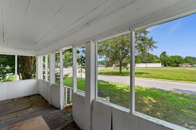 114 Henry McGill St, Marion, SC 29571 - photo 4