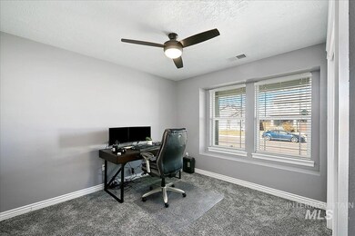 1015 E Whitbeck Dr, Kuna, ID 83634 - photo 4