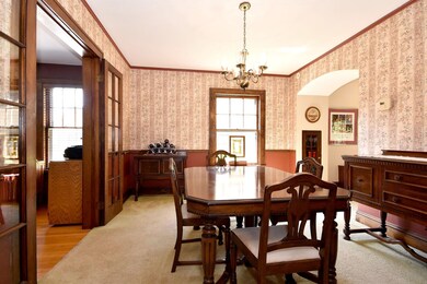 149 N Avon Rd, Elmhurst, IL 60126 - photo 4