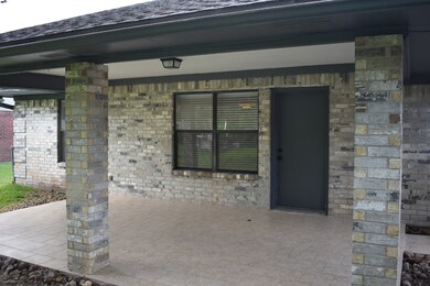 Great Covered Back Porch with Tile