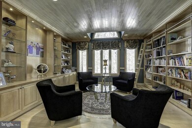 10035 Avenel Farm Dr, Potomac, MD 20854 - photo 5