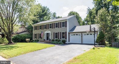 20341 Watkins Meadow Dr, Germantown, MD 20876 - photo 2