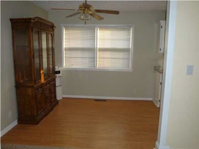 DINNING ROOM
