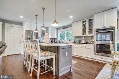 11809 Rivershore Dr, Dunkirk, MD 20754 - photo 5