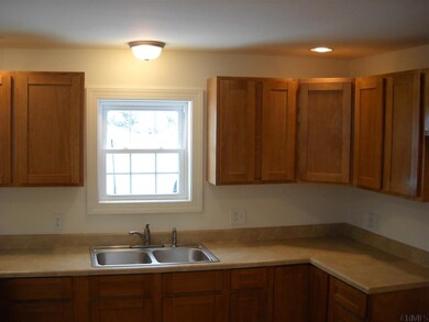 50 Sterling Ave, Schenectady, NY 12306 - photo 6