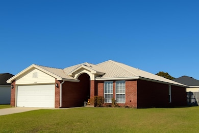 296 Limestone Cir, Crestview, FL 32539 - photo 2