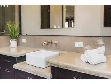 Bathroom, Attached