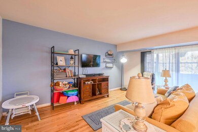 1802 Snow Meadow Ln unit 108, Baltimore, MD 21209 - photo 7