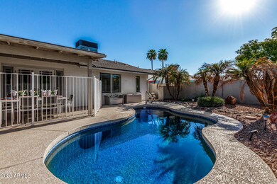 1358 E Chilton Dr, Tempe, AZ 85283 - photo 2
