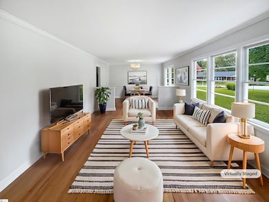 8 Howell Cir, Greenville, SC 29615 - photo 2