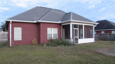 110 Manchester Ln, Byron, GA 31008 - photo 2