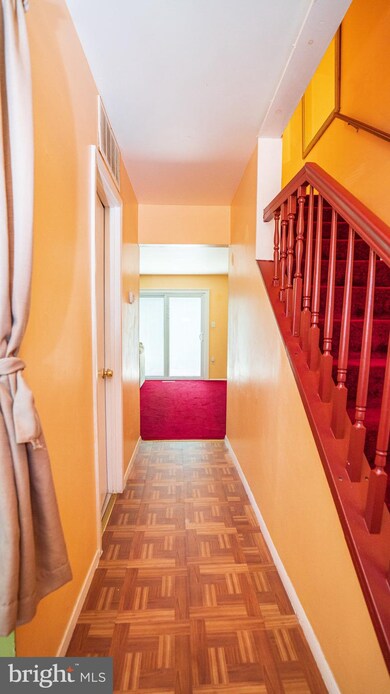 11760 Trophy Ct, Germantown, MD 20876 - photo 3